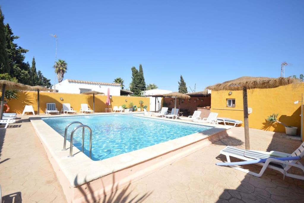 Villa Casas Paqui Y Pablo Con Piscina Compartida En Conil Conil De La Frontera Esterno foto
